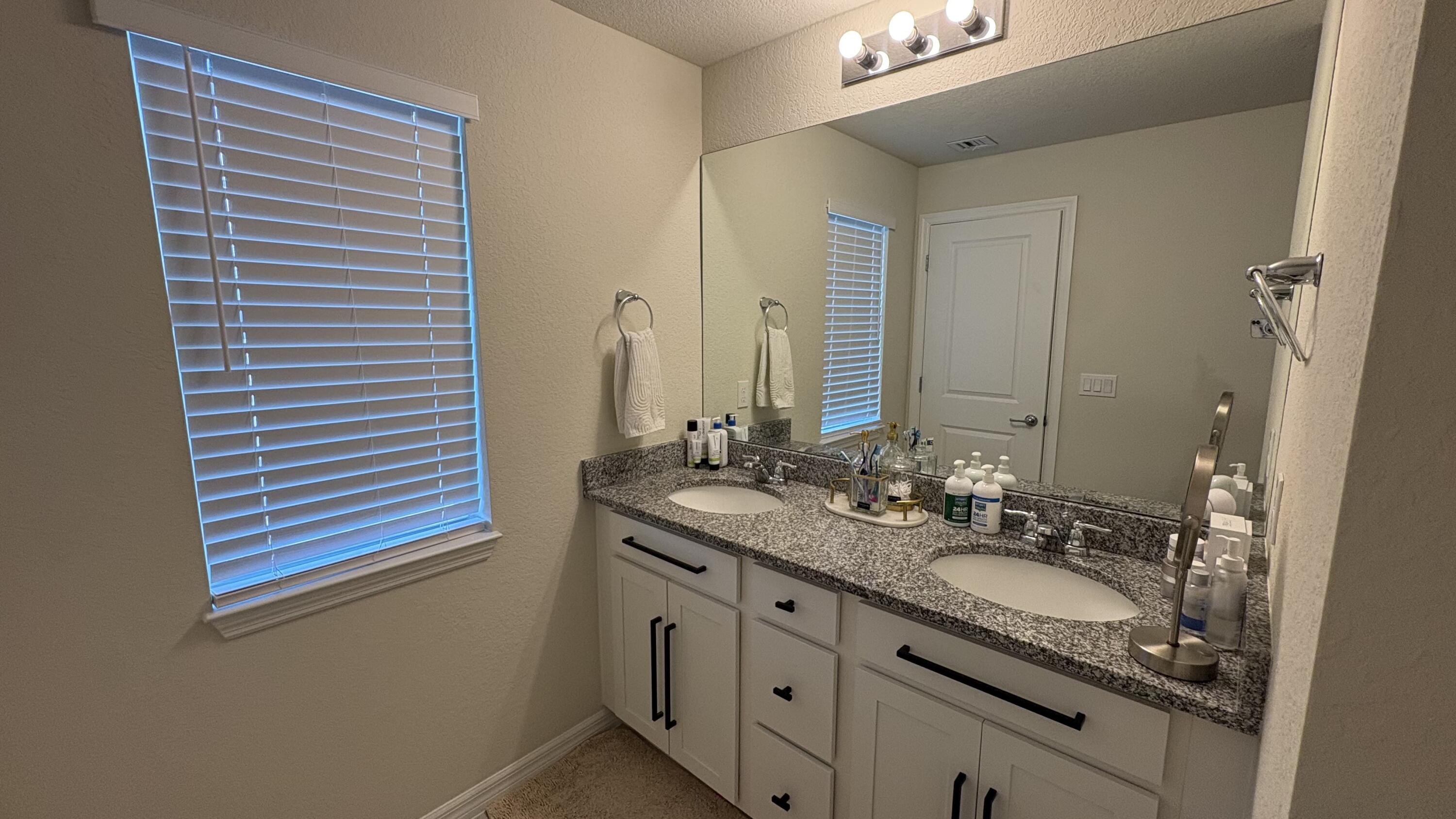 SOMERSET PLAZA - Residential