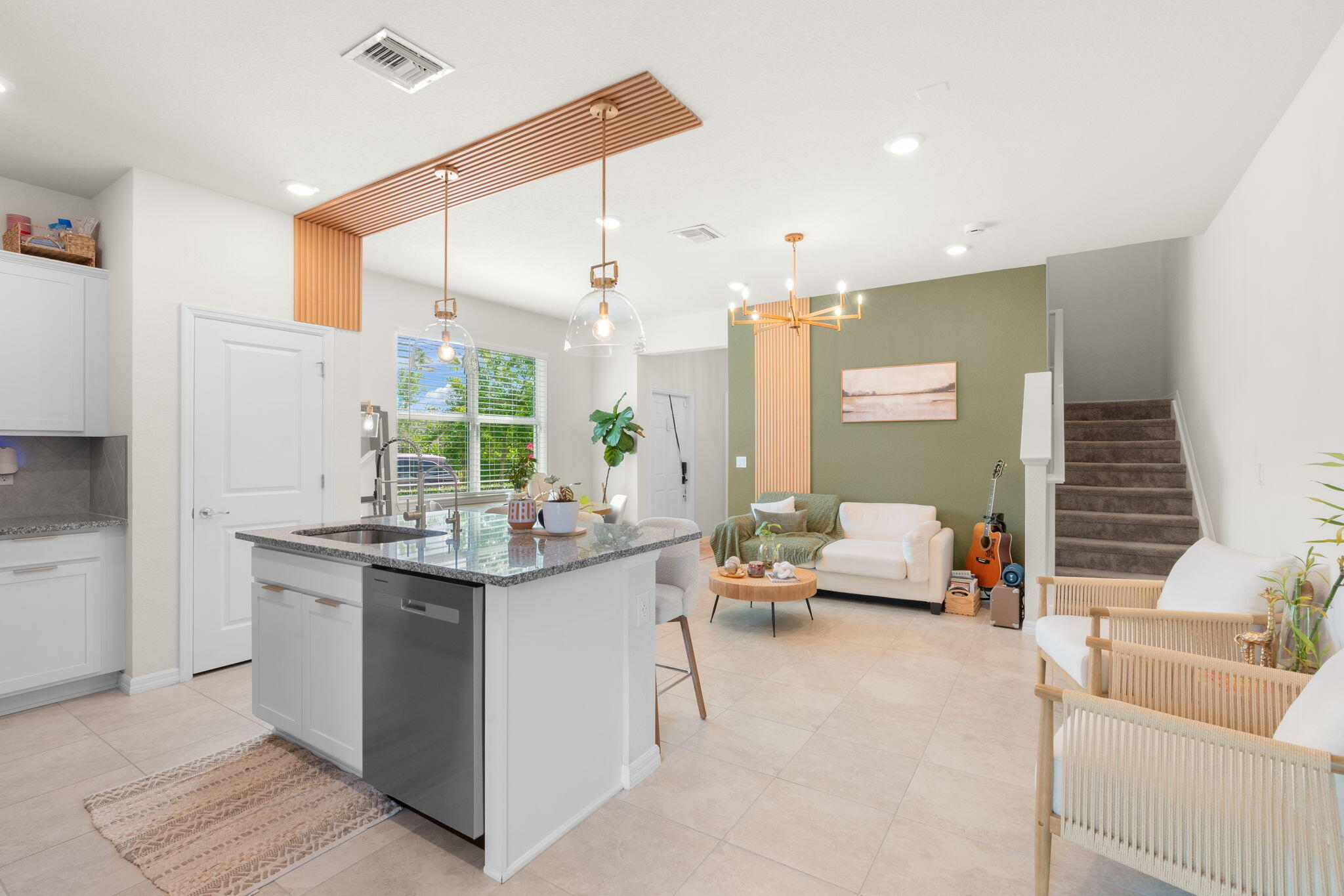 SOMERSET PLAZA - Residential