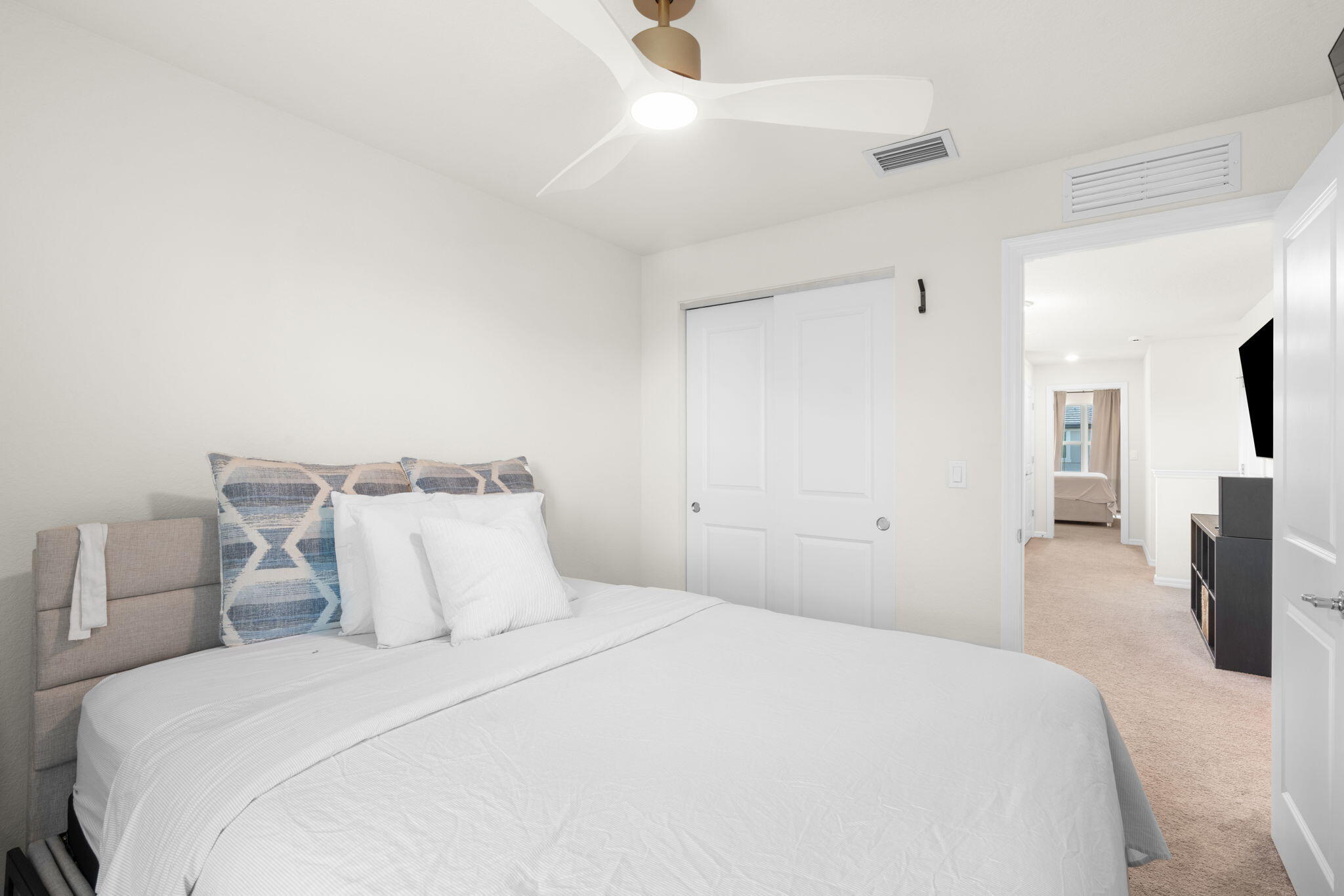 SOMERSET PLAZA - Residential