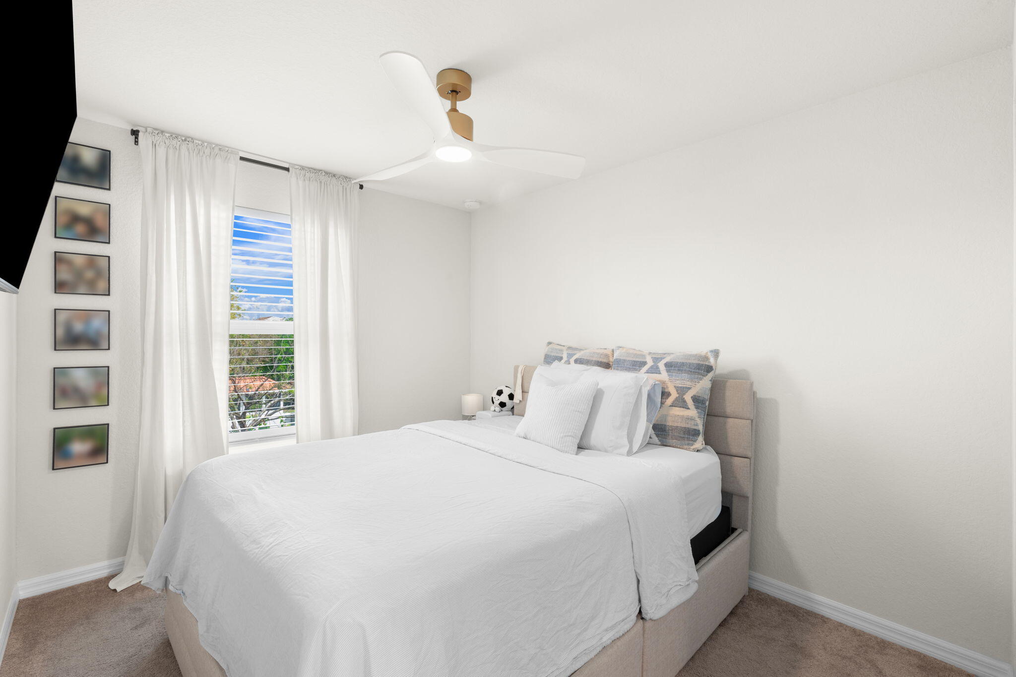 SOMERSET PLAZA - Residential