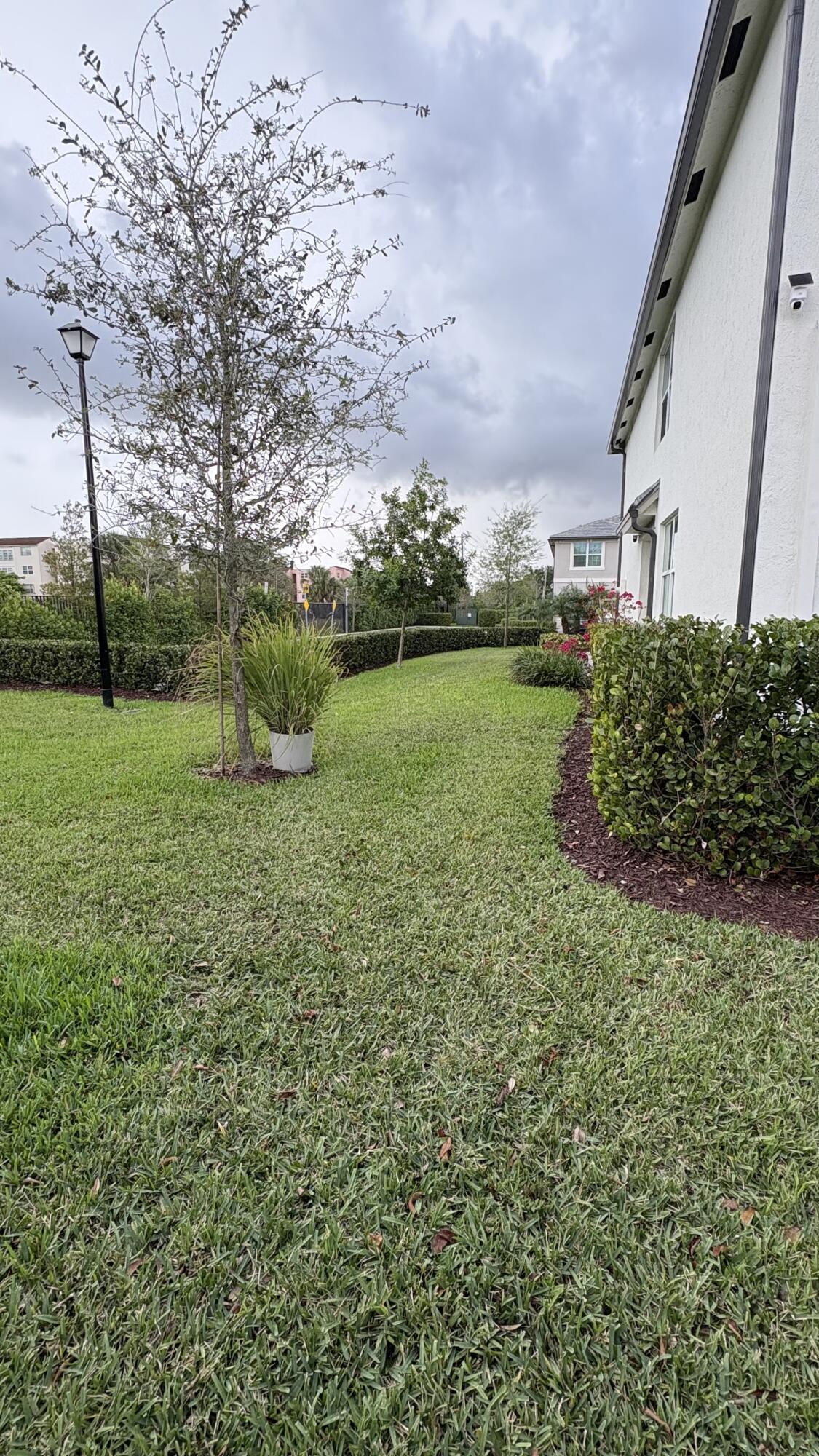 SOMERSET PLAZA - Residential