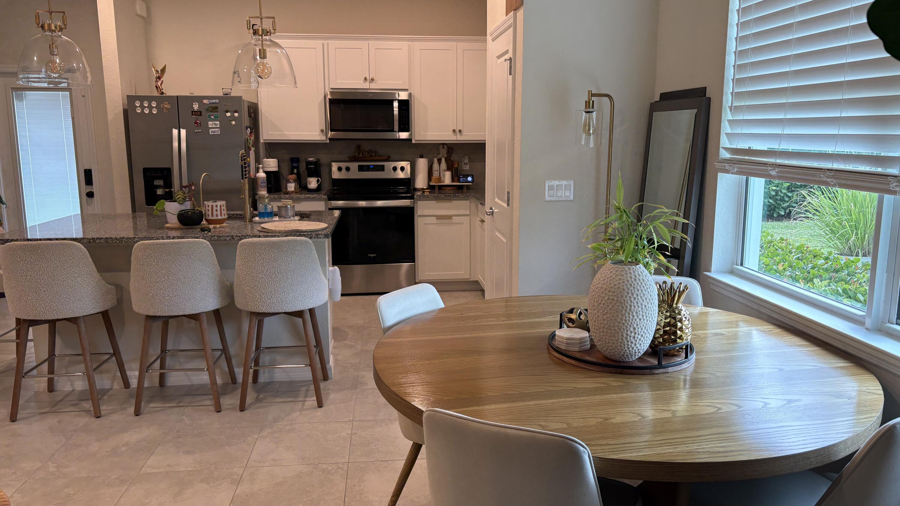 SOMERSET PLAZA - Residential