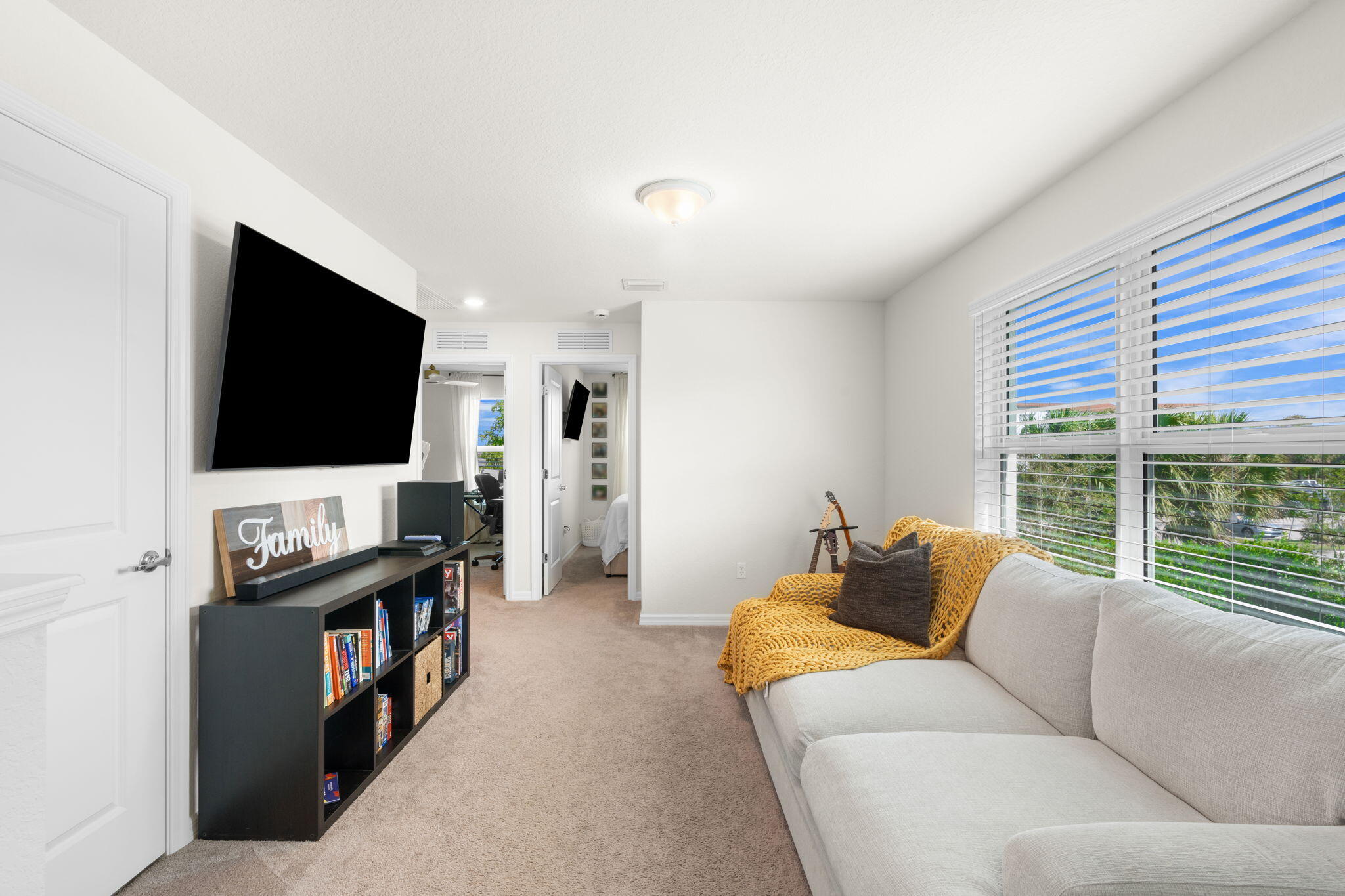 SOMERSET PLAZA - Residential