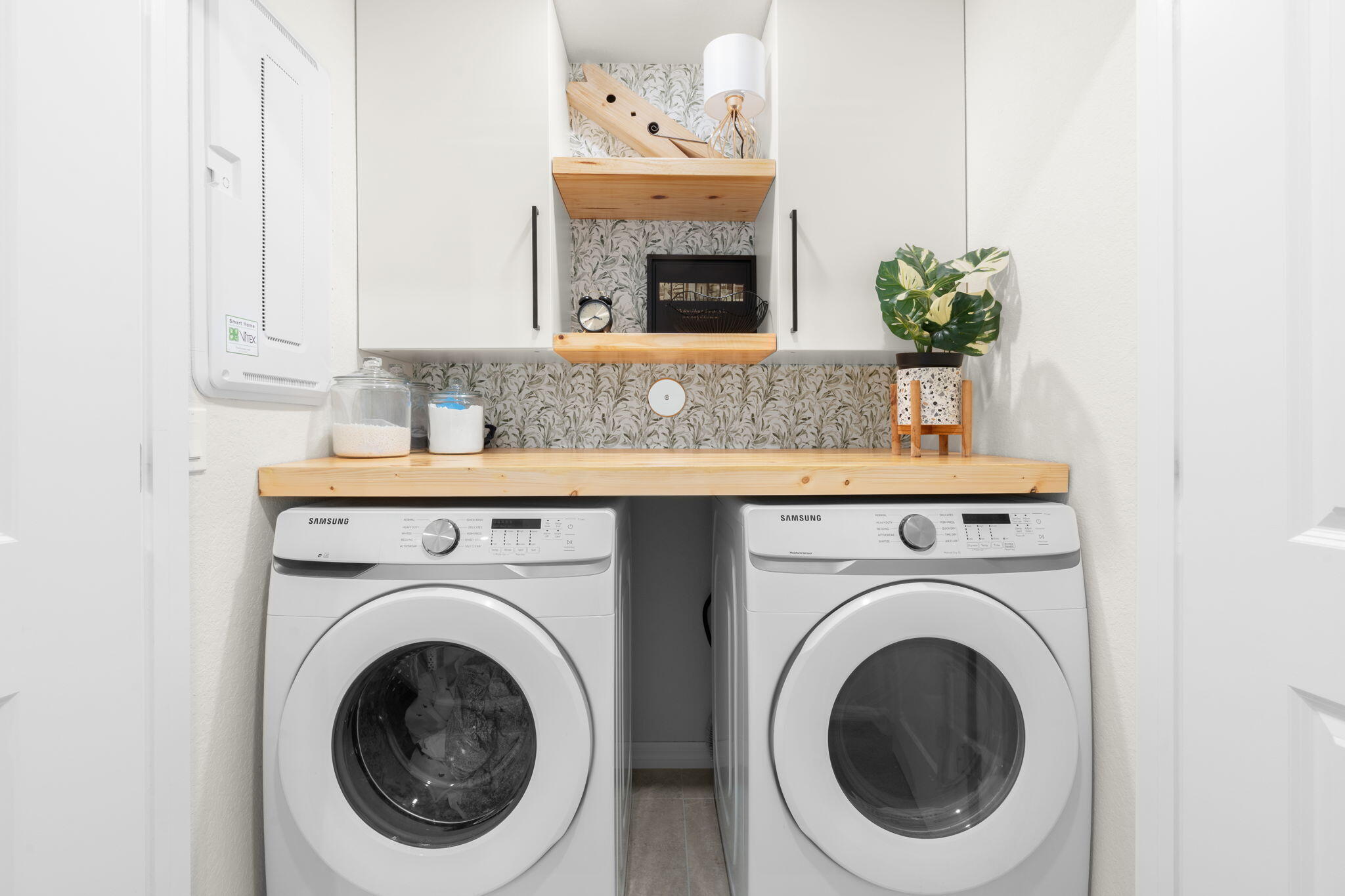 SOMERSET PLAZA - Residential