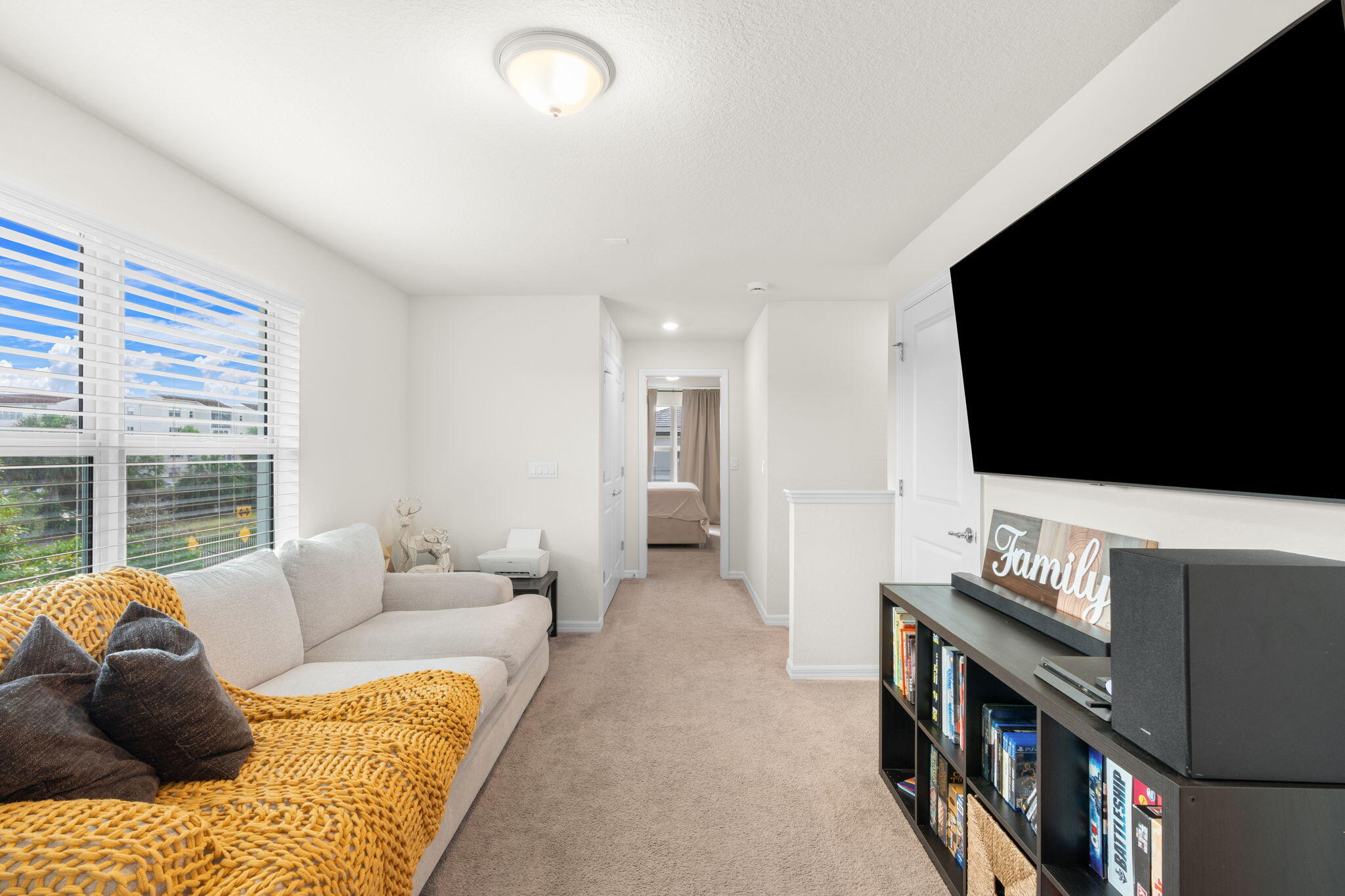 SOMERSET PLAZA - Residential