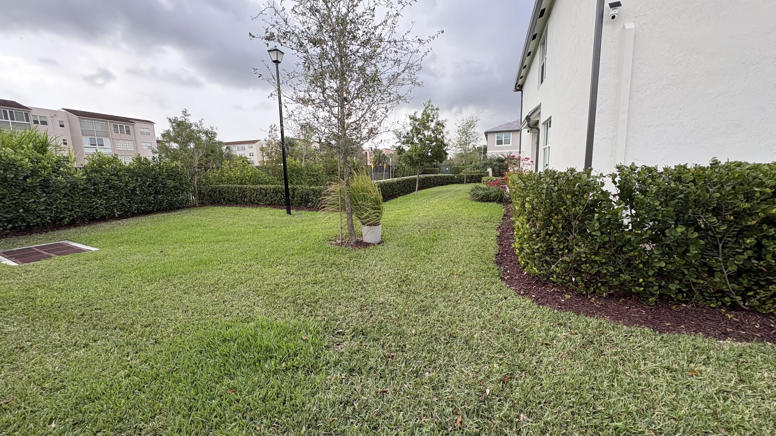 SOMERSET PLAZA - Residential