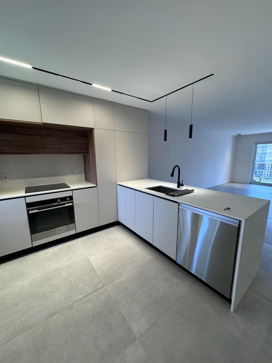 2871 N Ocean R444 Boulevard R444