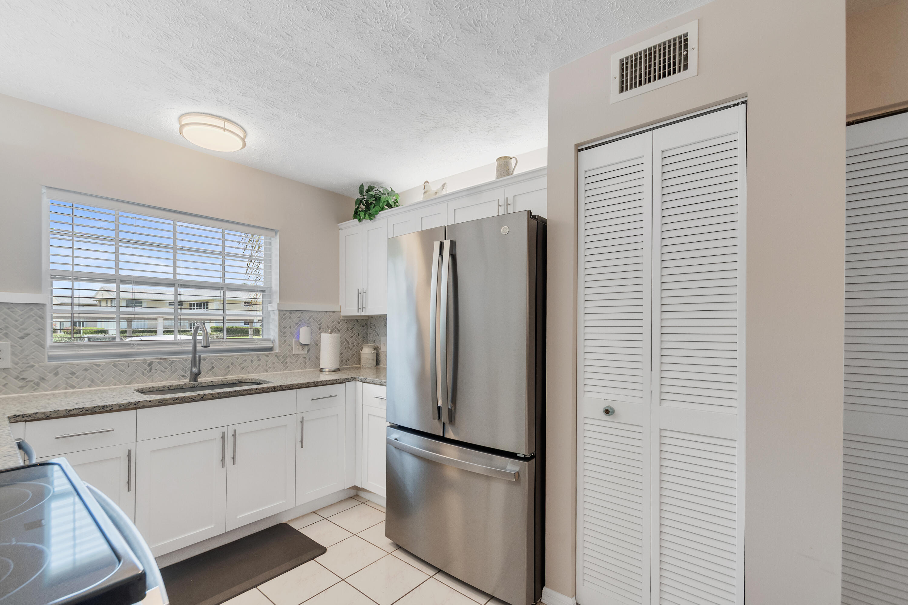 740 Lake Orchid Circle 104