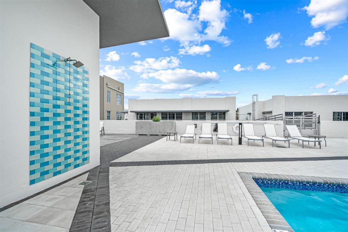 Avenue Lofts - Residential