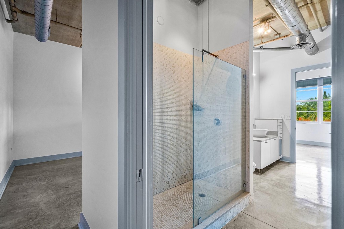 Avenue Lofts - Residential