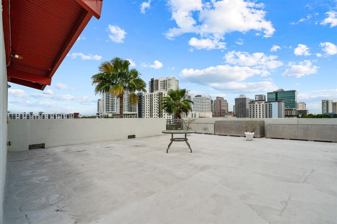 Avenue Lofts - Residential