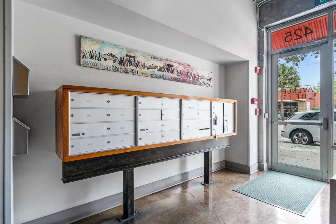 Avenue Lofts - Residential