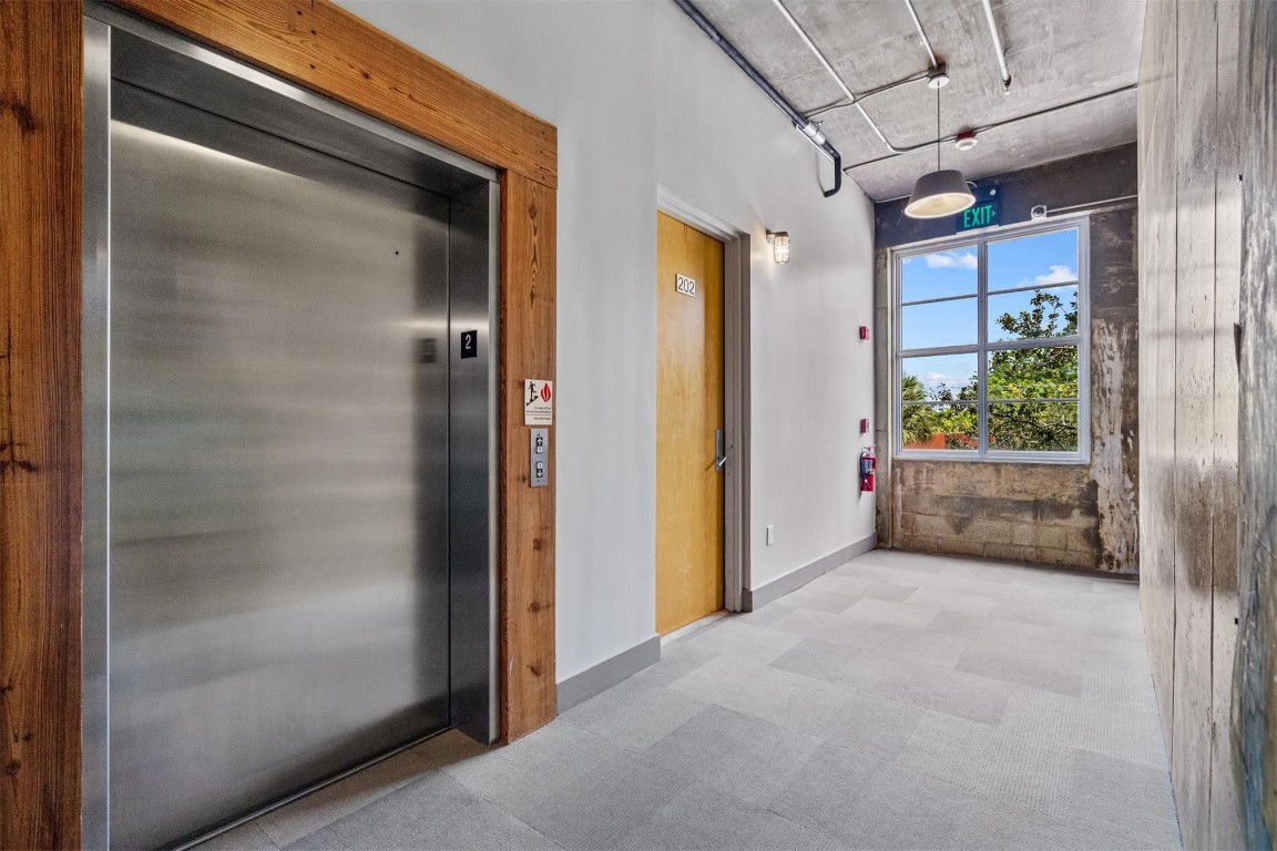Avenue Lofts - Residential