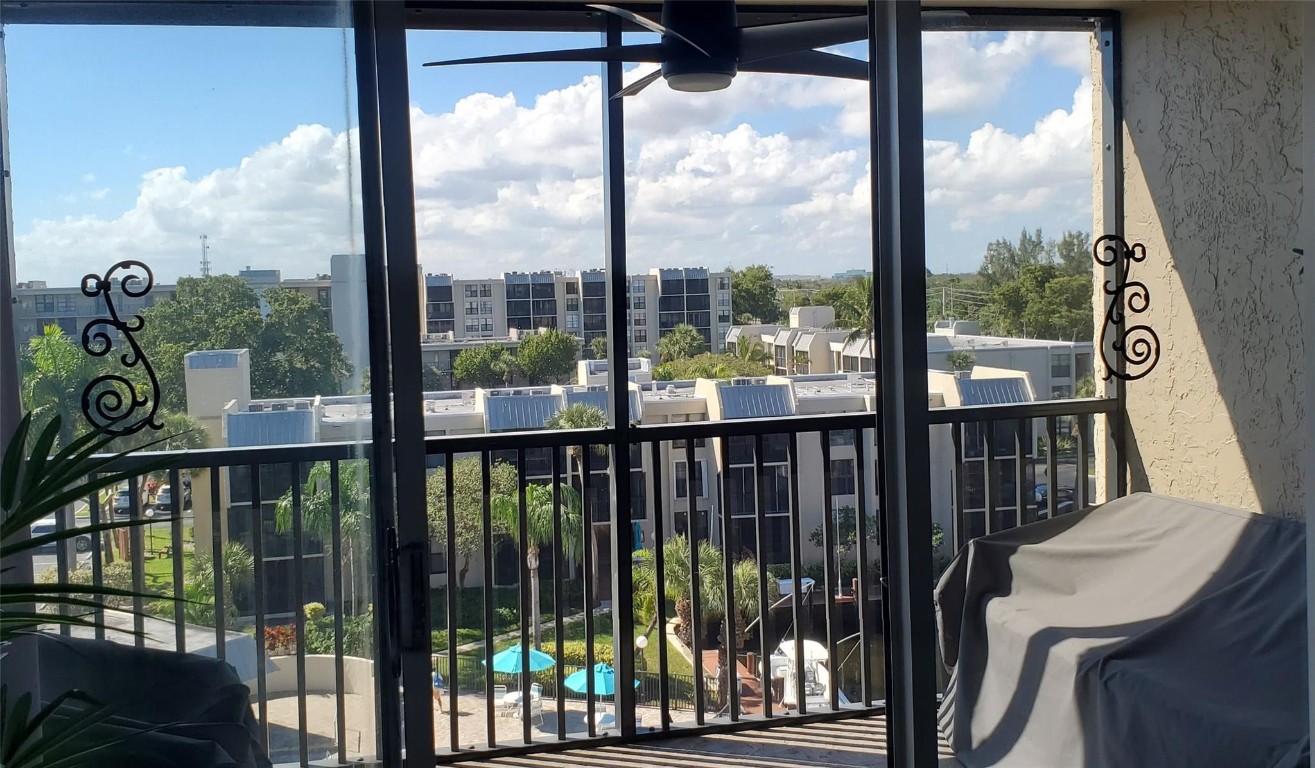 Boca Bayou Condo 01-04 - Residential Lease