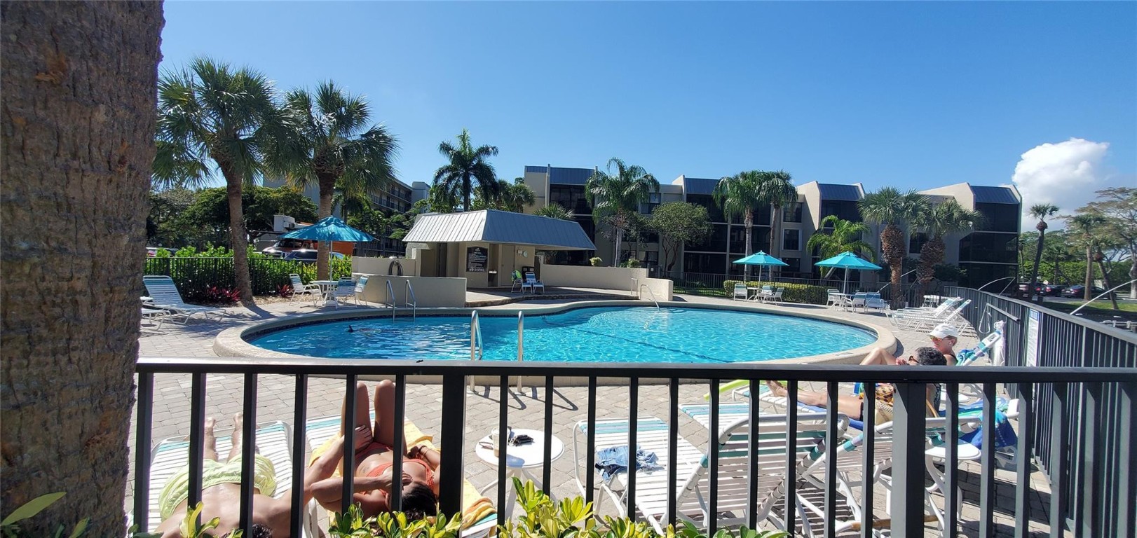 Boca Bayou Condo 01-04 - Residential Lease