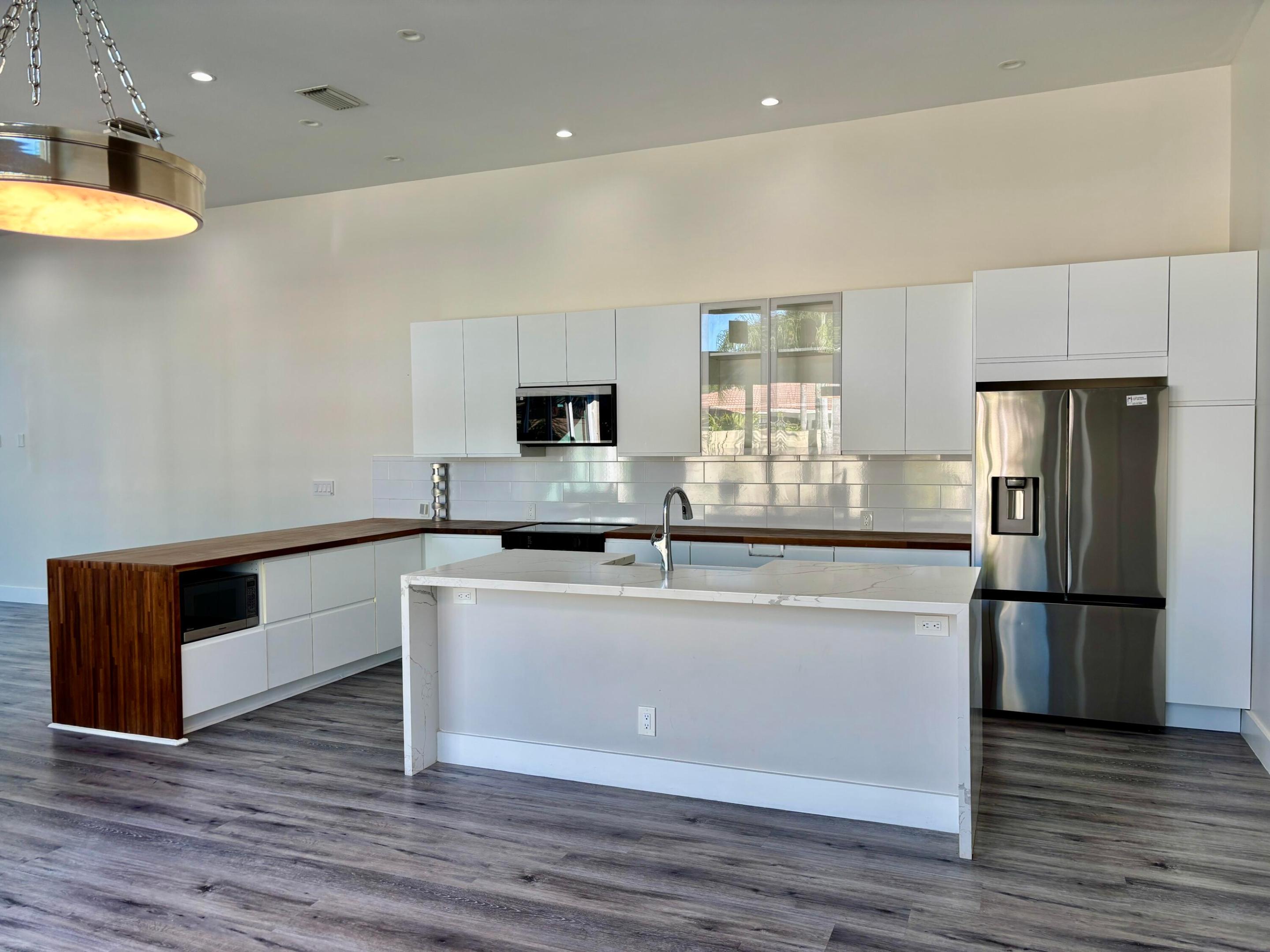 HERON BAY FOUR - Residential Lease