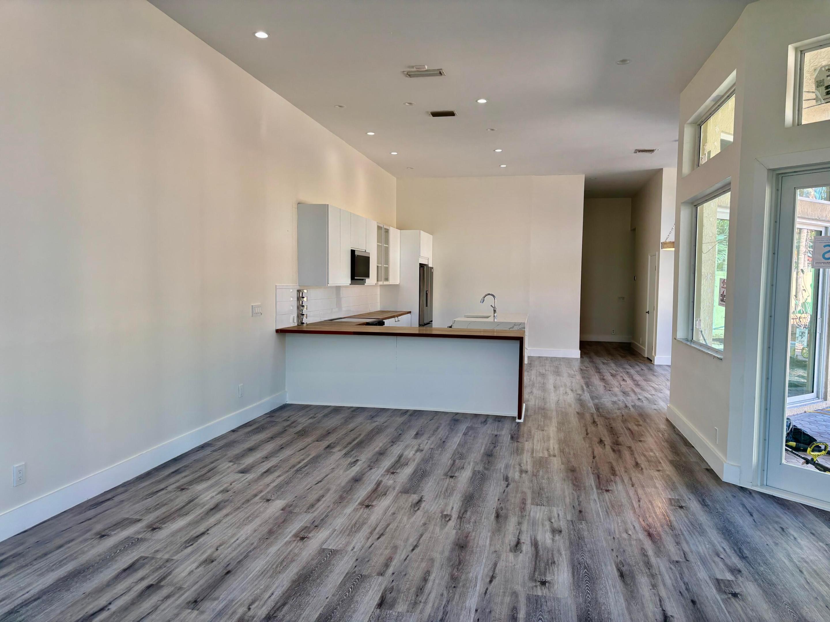 HERON BAY FOUR - Residential Lease