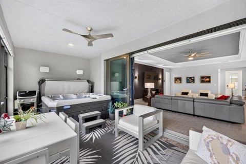 Tiny photo for 4529 Pinehurst Trail W, Oakland Park, FL 33309 (MLS # B26075955)