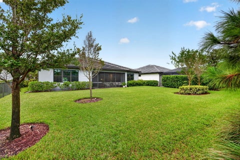 Tiny photo for 4529 Pinehurst Trail W, Oakland Park, FL 33309 (MLS # B26075955)