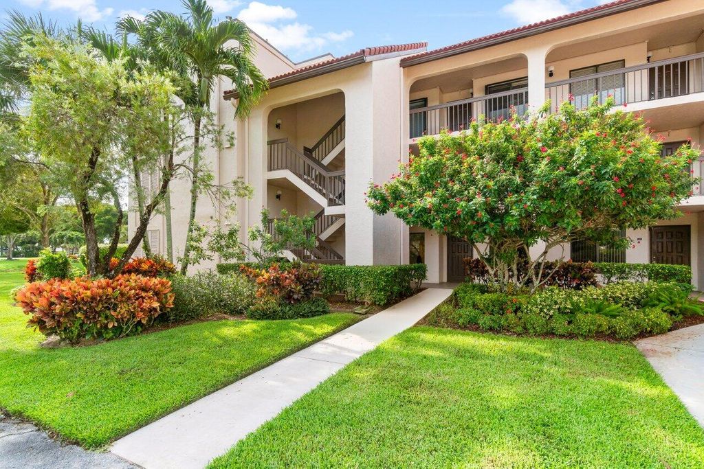 Photo of 10110 Cedar Point Boulevard #102, Boynton Beach, FL 33437 (MLS # R11028108)