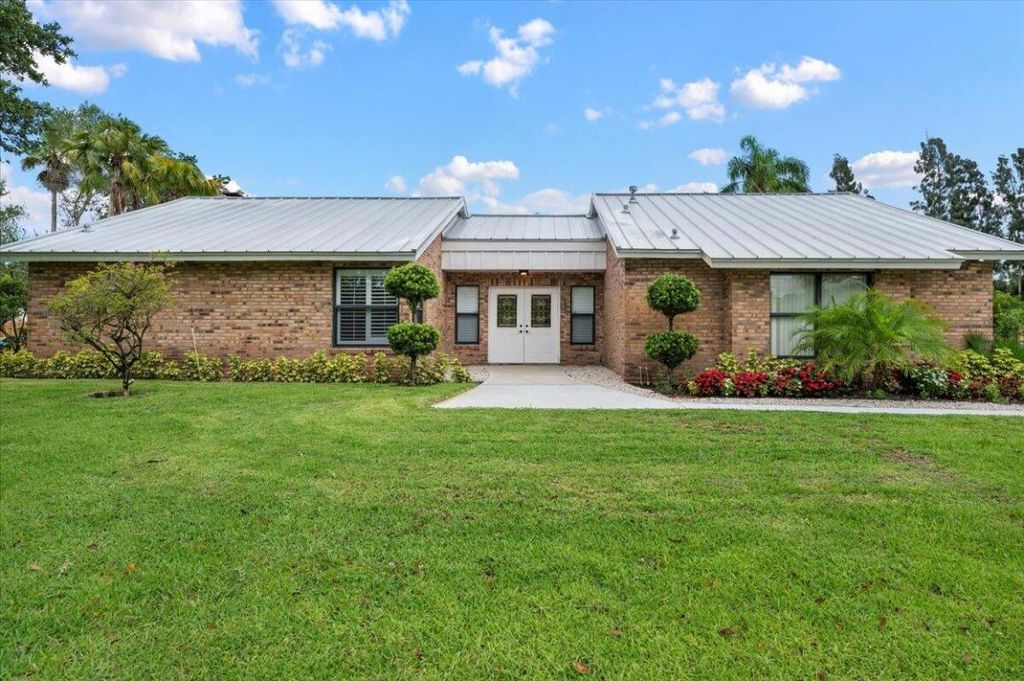 Photo of 17107 Jupiter Farms Road, Jupiter, FL 33478 (MLS # R10996538)