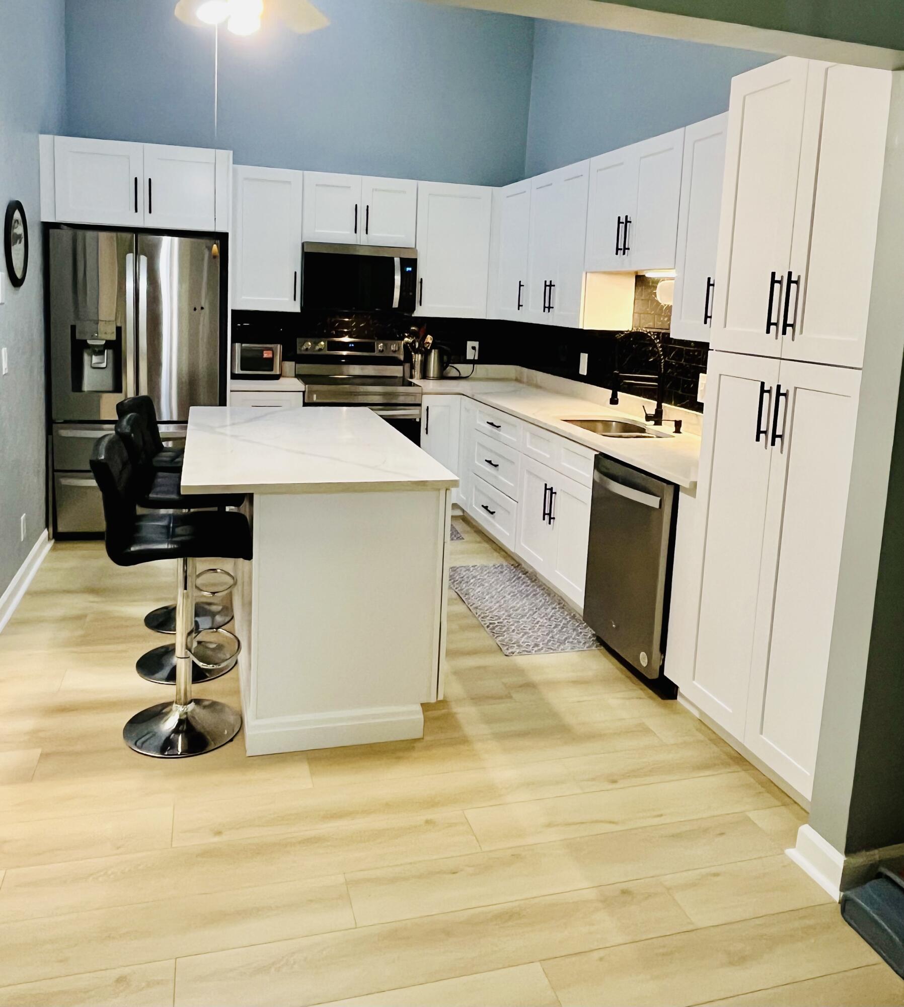 BRIGHTON LAKES - Residential