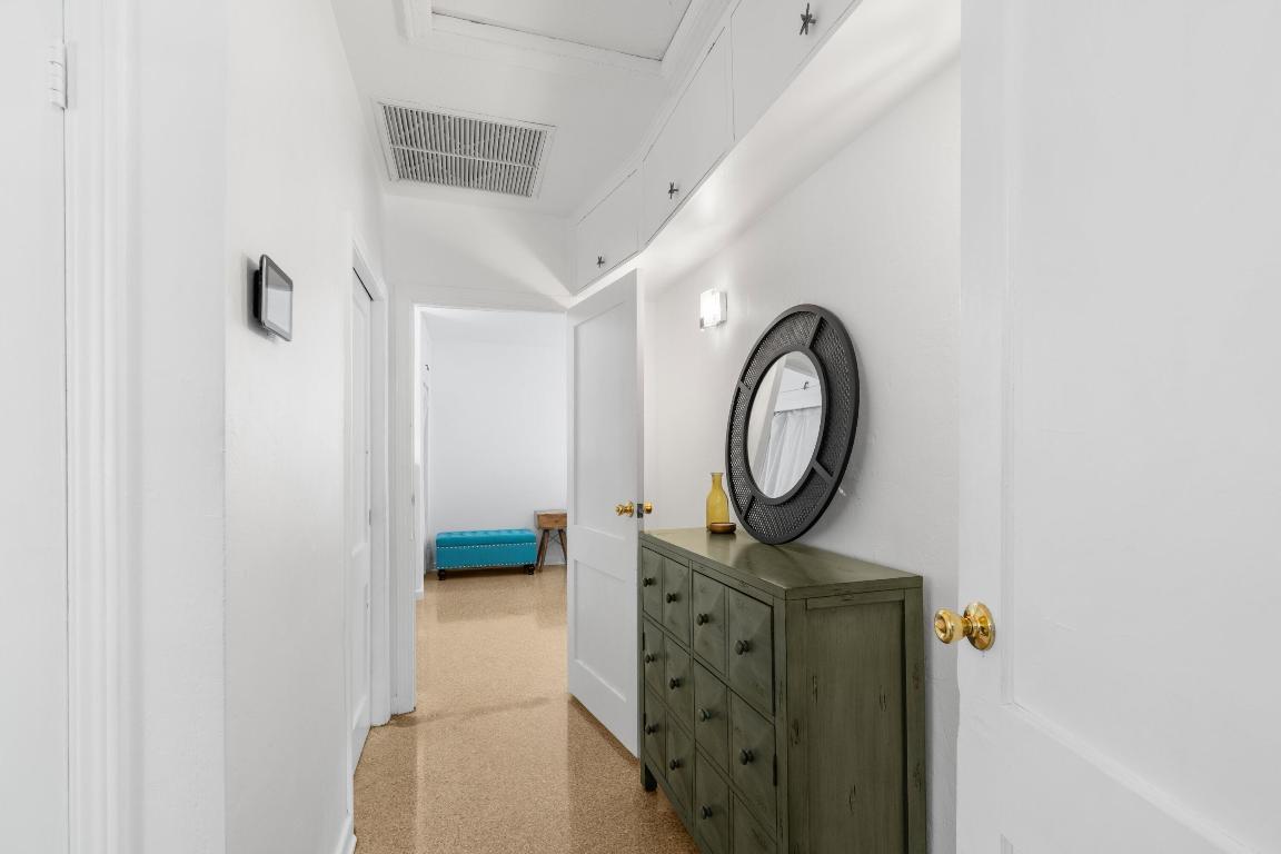 LAKE WORTH TOWN OF - Residential