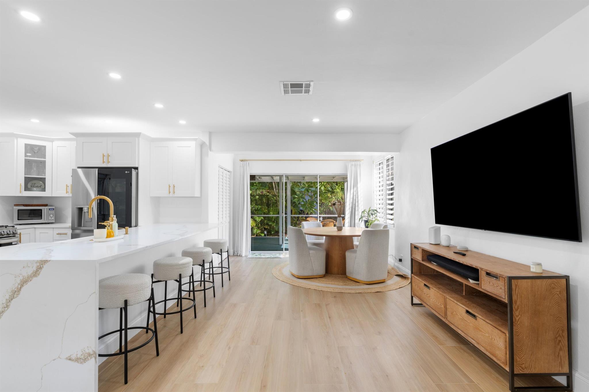 LAKE WORTH TOWN OF - Residential