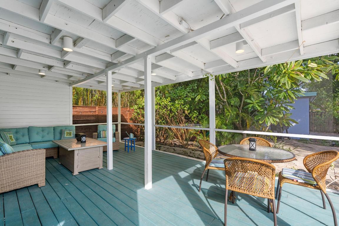 LAKE WORTH TOWN OF - Residential