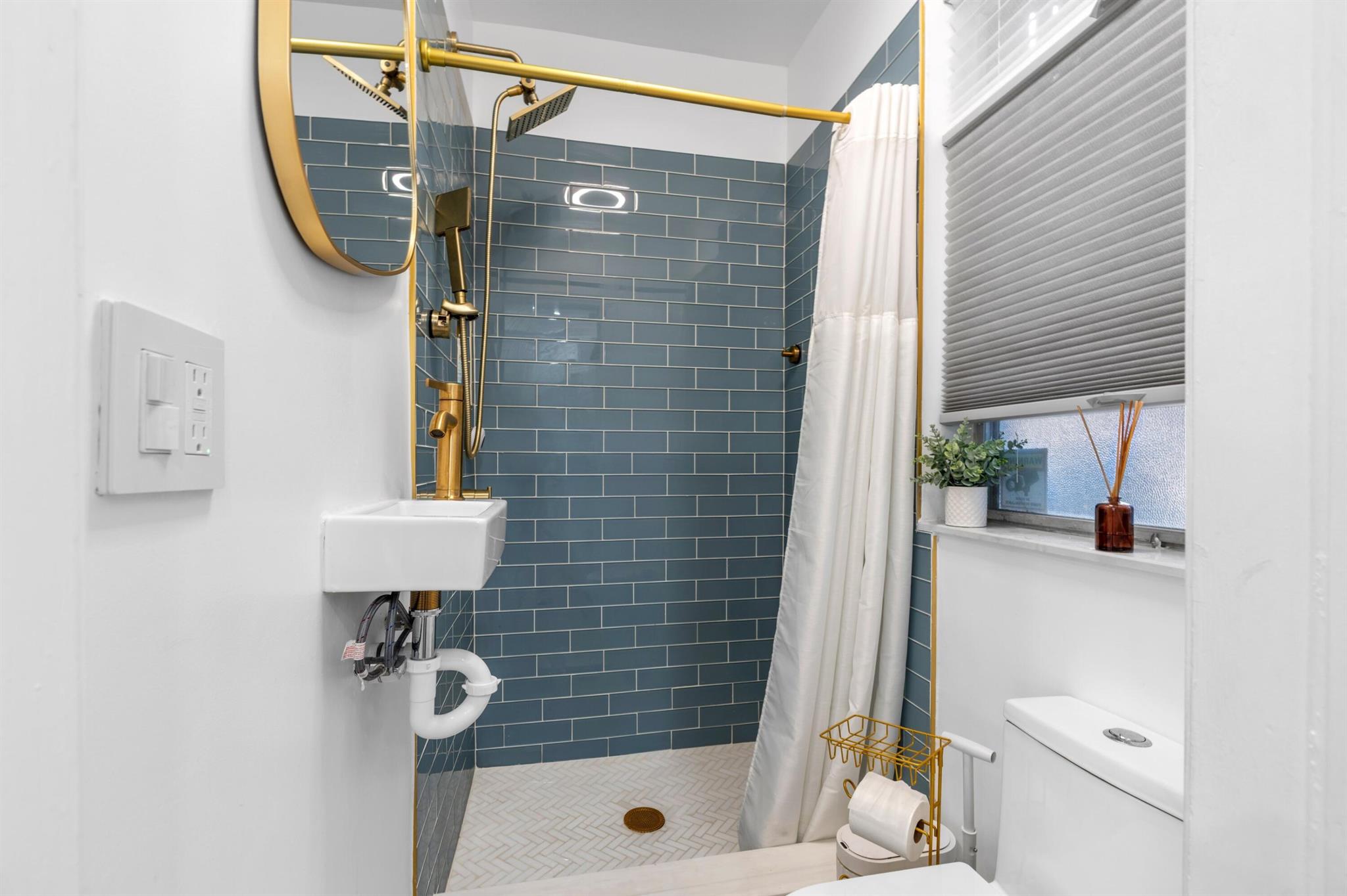 LAKE WORTH TOWN OF - Residential