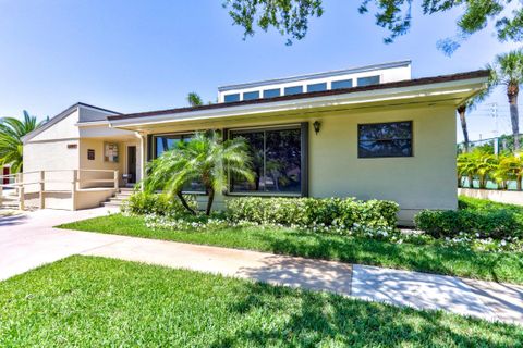 A home in North Palm Beach