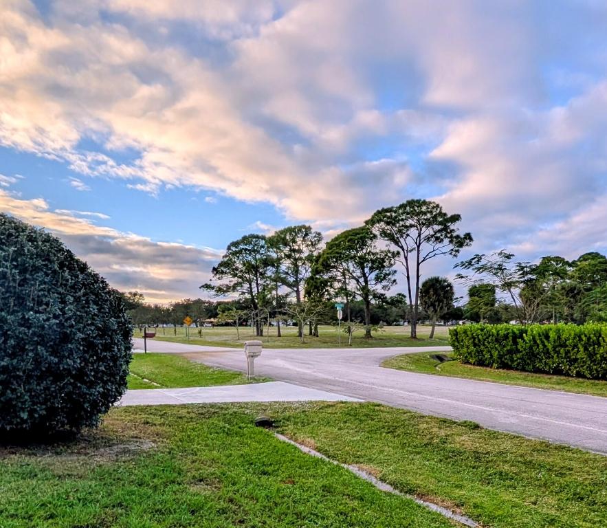 Port St Lucie Sec 25 - Residential