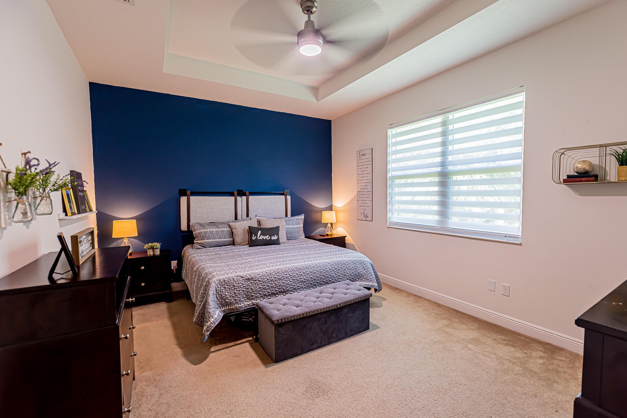 VIZCAYA FALLS - Residential