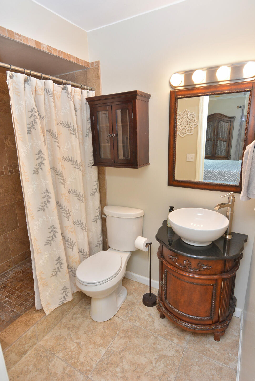 VISTA DEL LAGO CONDO - Residential Lease