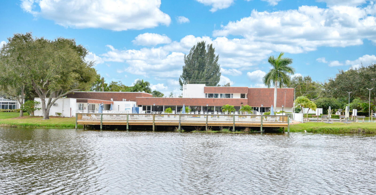 VISTA DEL LAGO CONDO - Residential Lease