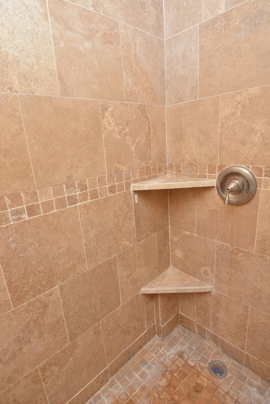 VISTA DEL LAGO CONDO - Residential Lease