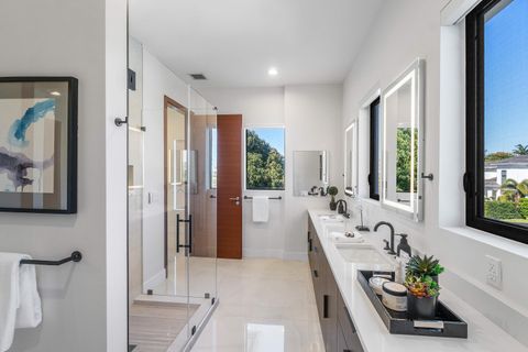 Tiny photo for 450 NE 10th Street, Boca Raton, FL 33432 (MLS # R11108313)