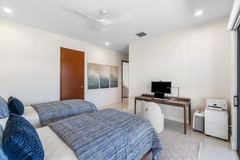 Tiny photo for 450 NE 10th Street, Boca Raton, FL 33432 (MLS # R11108313)