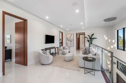 Tiny photo for 450 NE 10th Street, Boca Raton, FL 33432 (MLS # R11108313)