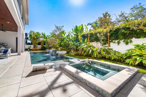 Tiny photo for 450 NE 10th Street, Boca Raton, FL 33432 (MLS # R11108313)