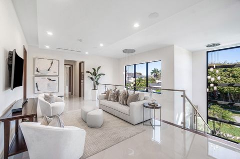 Tiny photo for 450 NE 10th Street, Boca Raton, FL 33432 (MLS # R11108313)