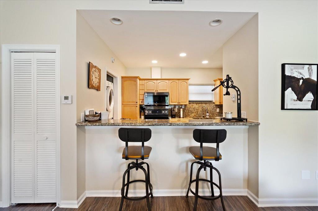 TENNIS LODGES 1 CONDO - Residential Lease