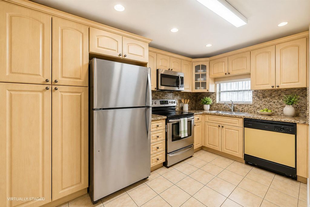 Photo of 8980 S HOLLYBROOK Boulevard #204, Pembroke Pines, FL 33025 (MLS # B26056663)