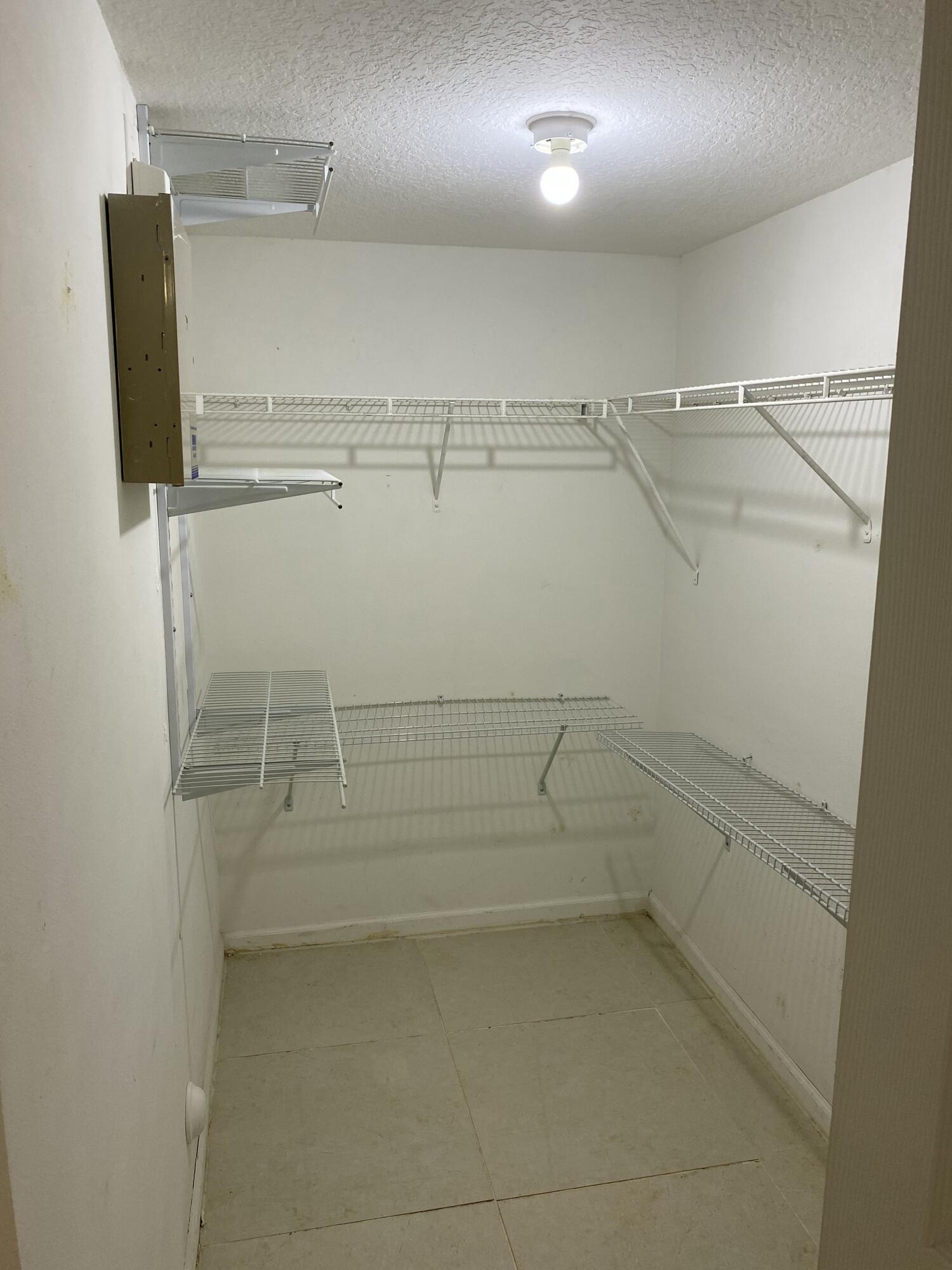 COVE AT BRIAR BAY CONDO - Residential Lease