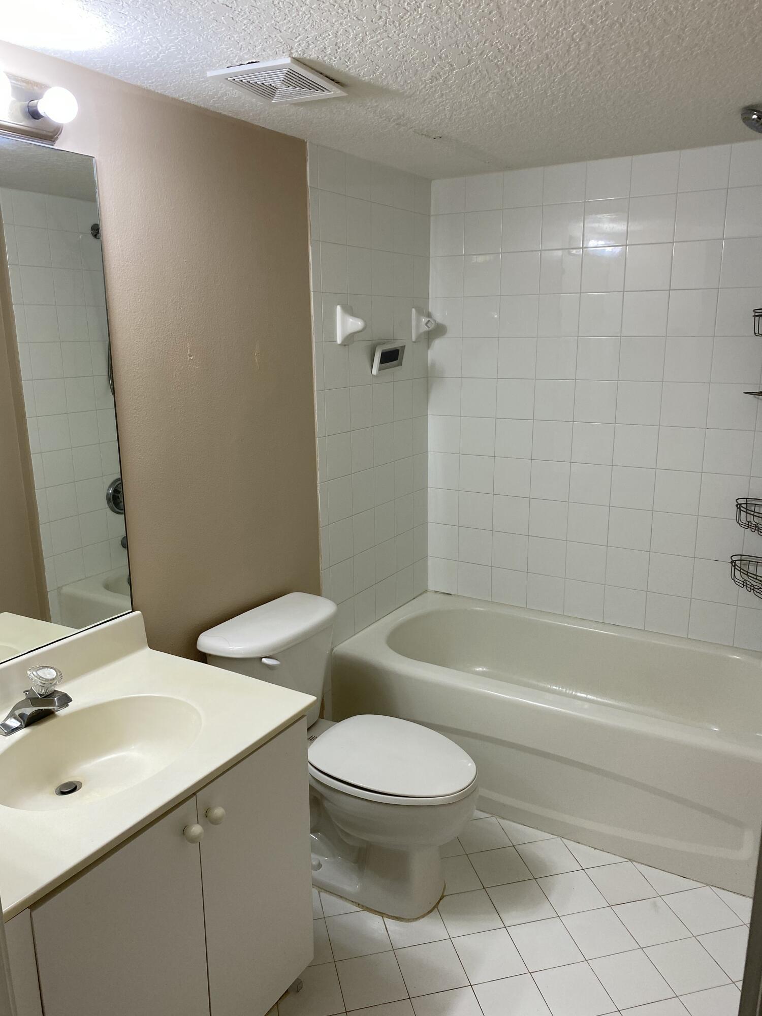 COVE AT BRIAR BAY CONDO - Residential Lease