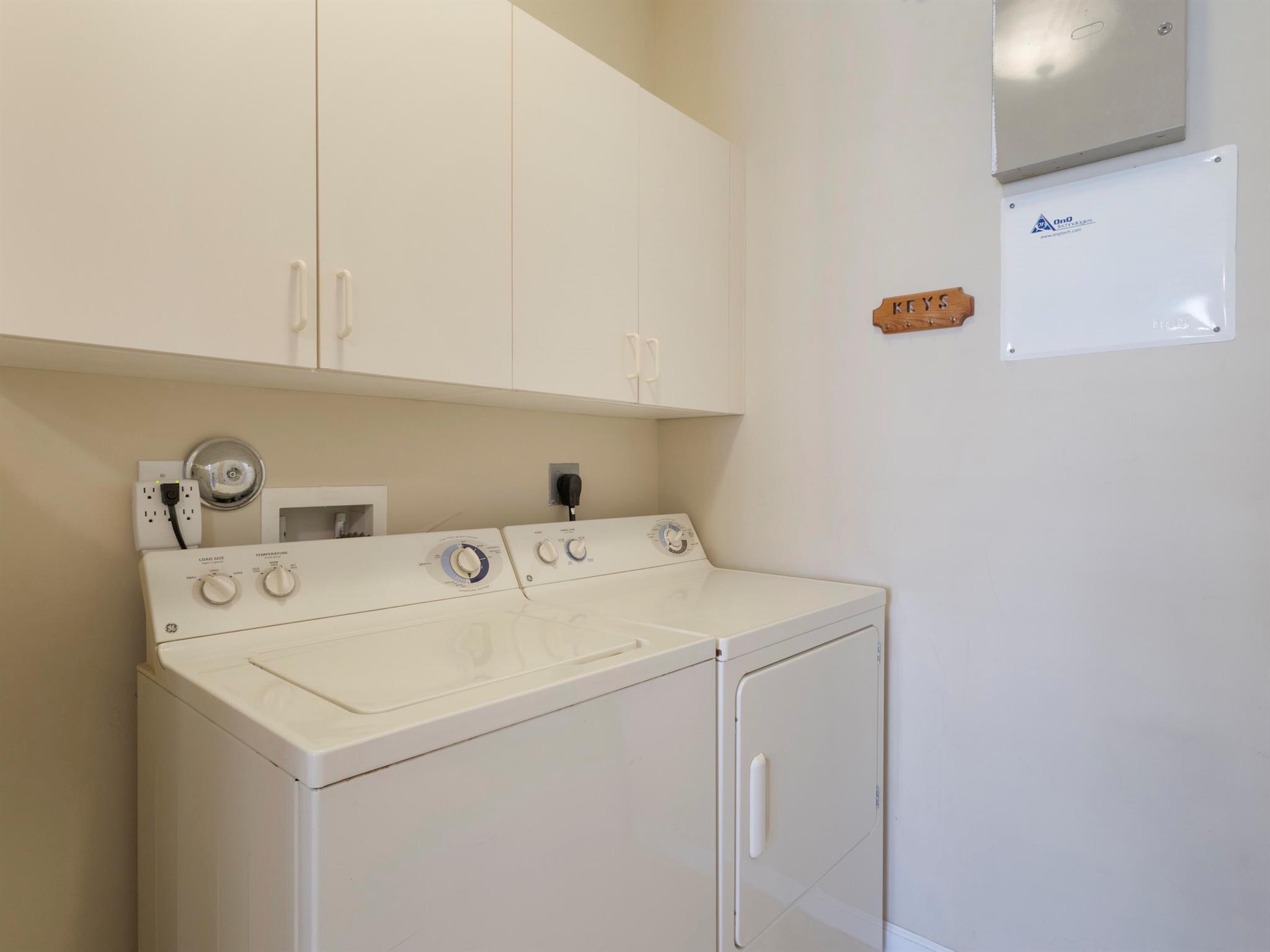 VALENCIA SHORES 3 - Residential