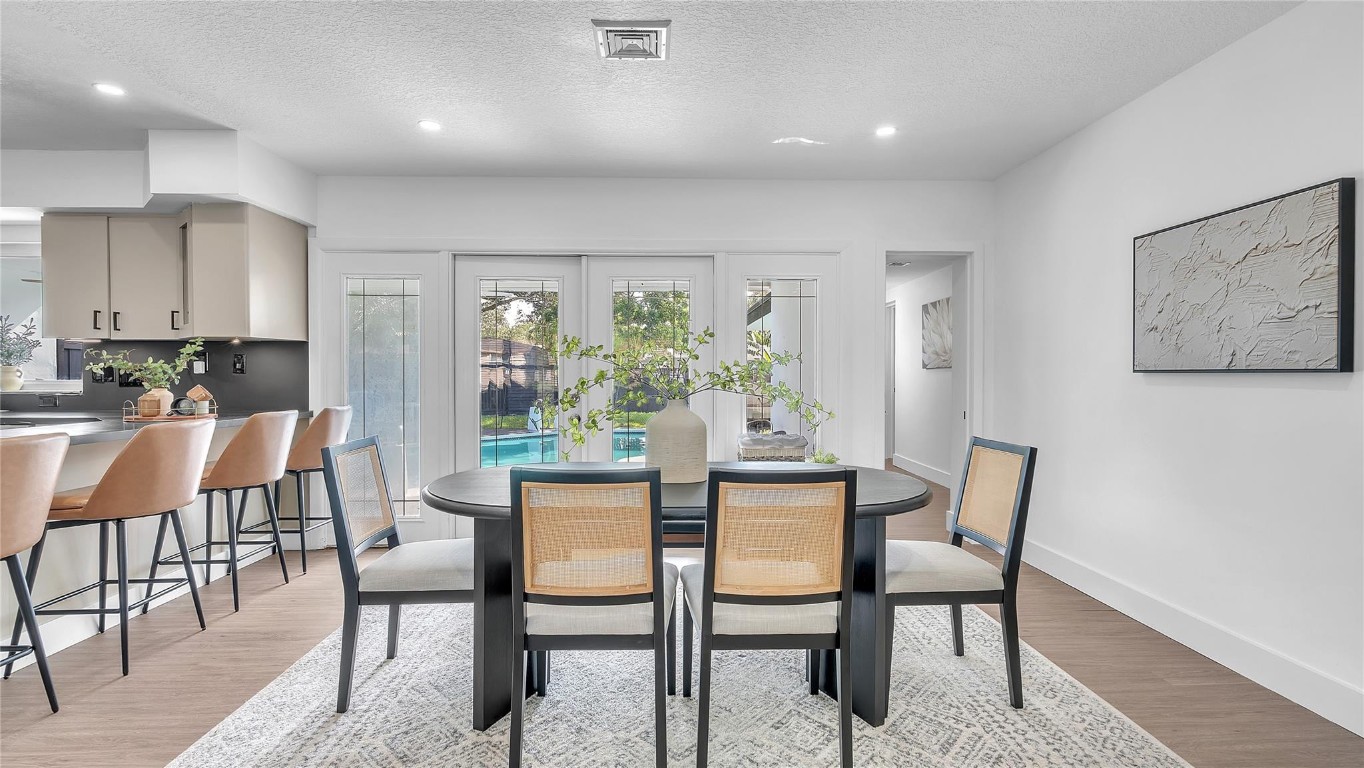 HOLLYWOOD HILLS AMEN PLAT - Residential Lease