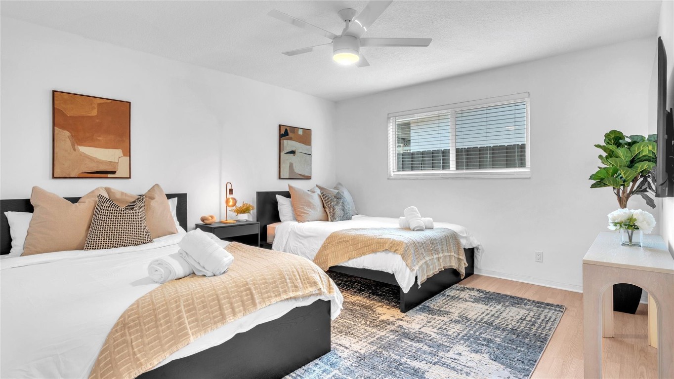 HOLLYWOOD HILLS AMEN PLAT - Residential Lease