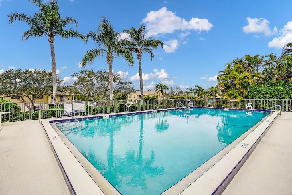 Photo of 7437 SE Jamestown Terrace #1304, Hobe Sound, FL 33455 (MLS # R11156184)