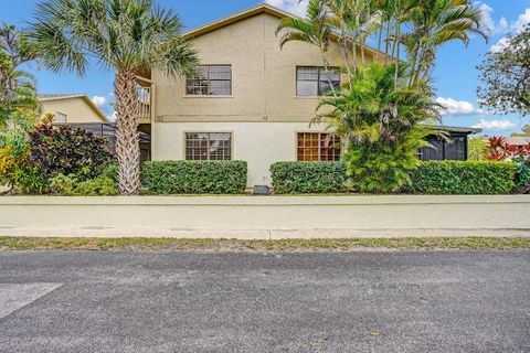 7437 SE Jamestown Terrace 1304 Hobe Sound FL 33455